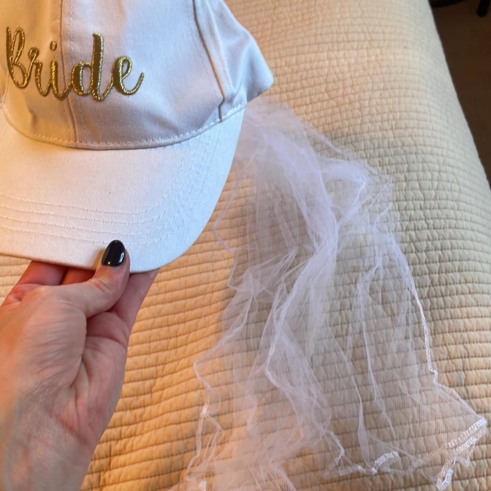Bride hat - Picture 4 of 4